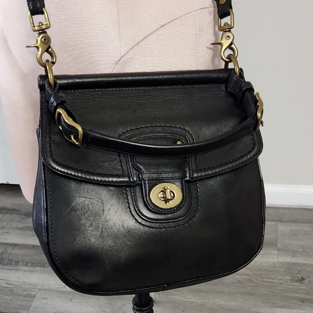 Coach Leather Crossbody bag